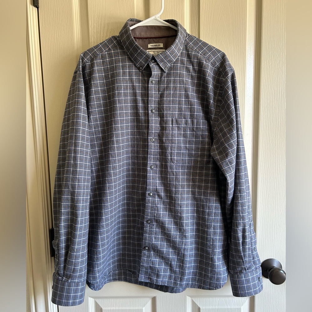 Jo.S A. Bank Long Sleeve Men’s Button Up Plaid Shirt Size Extra Large